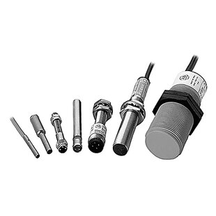 Ind. Sensor 871C, Bauform M18 Messing, Sn=5mm, bündig, PNP, N.O., 10-30VDC, Anschluss Stecker M12, 4-Polig
