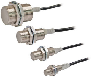 Capteur inductif E2ER, modèle M18 laiton, Sn = 7mm, affleurant, NO, 10-30VDC, connecteur M12, 0.3m, 4 pôles