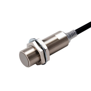 Ind. Sensor E2E, Bauform M18 Messing, Sn=8mm, bündig, PNP, N.C., 10-30VDC, Anschluss Kabel 2m, 3-Draht