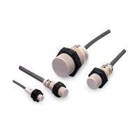Ind. Sensor E2F, Bauform M8 Kunststoff, Sn=1.5mm, bündig, N.O., 20-264VAC, Anschluss Kabel 2m, 2-Draht