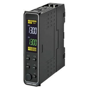 Digital Temperatur Controller der Serie E5*C, Bodenaufbau 22.5x96mm(D), Multi-Input, 1x Relaisausgang N.O., Hilfskontakte 2x N.O., Ansteuerung 24VAC/DC, Zusatzoption 017 = 1 Alarm + 1 Input, Schraubklemmen